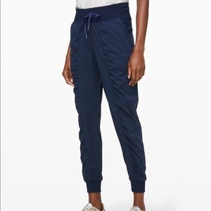 Lululemon joggers